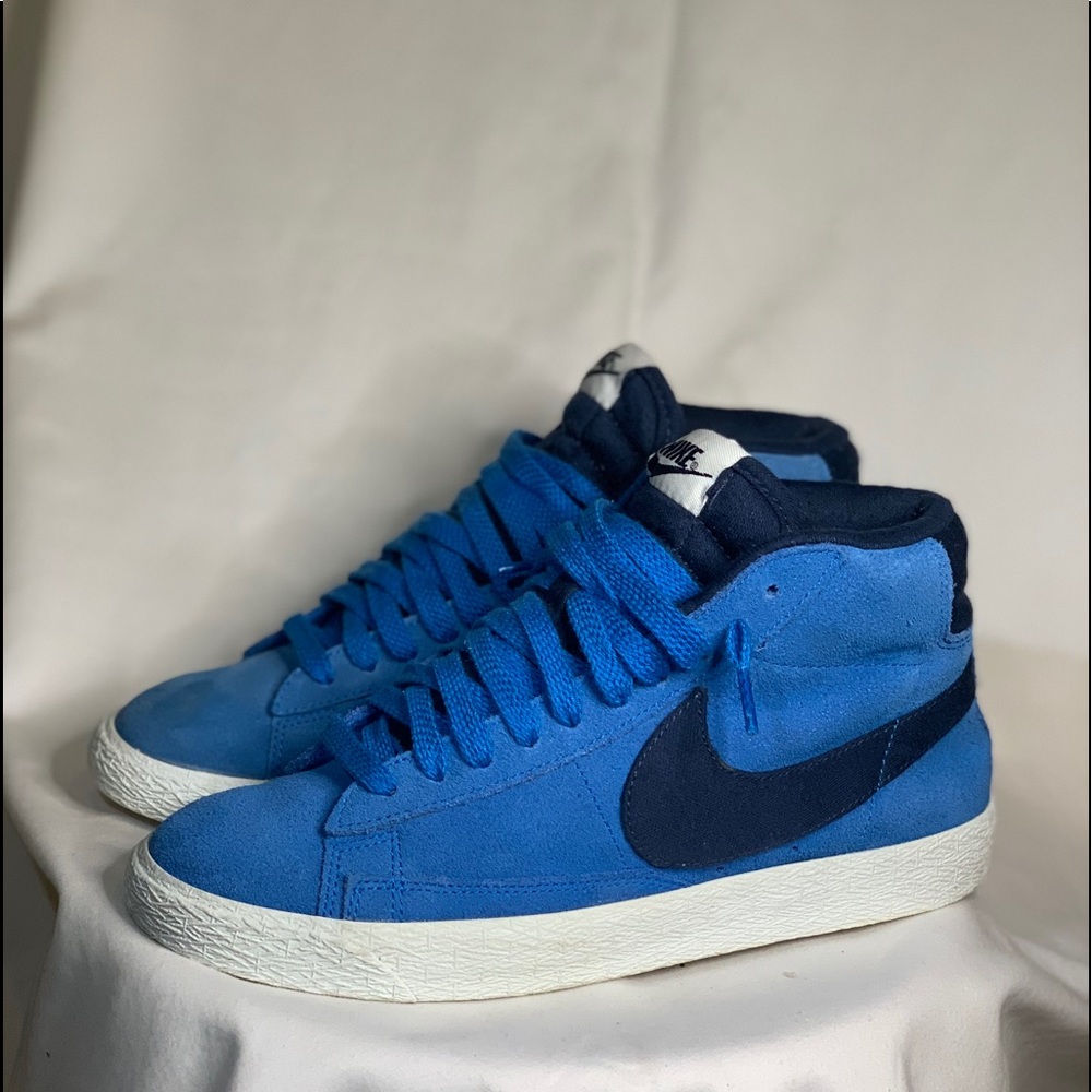 Nike Blazer Mid Mens Sz. 7